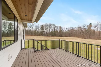 11035 Shaner Avenue NE, Rockford, MI 49341 - Photo 7