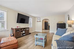 907 Wilson Ave, Norton Shores, MI 49441 - Photo 17