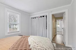 907 Wilson Ave, Norton Shores, MI 49441 - Photo 25