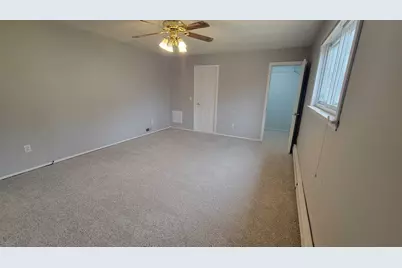 655 Robinwood Drive, Troy, MI 48083 - Photo 41