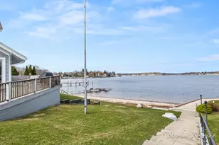 400 Lakeview Ct, Spring Lake, MI 49456 - Photo 31