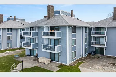 400 Lakeview Court #19, Spring Lake, MI 49456 - Photo 3