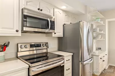 400 Lakeview Court #19, Spring Lake, MI 49456 - Photo 11