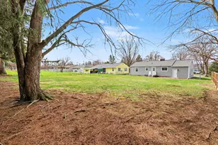 2305 Maple Dr, Jackson, MI 49203 - Photo 29