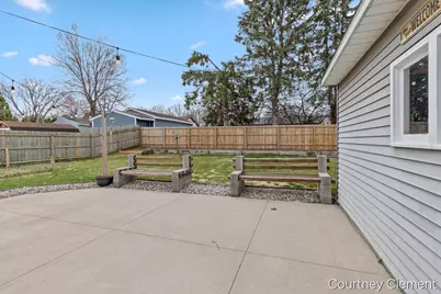 3551 Auburn Avenue NE, Grand Rapids, MI 49525 - Photo 17