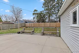 3551 Auburn Ave NE, Grand Rapids, MI 49525 - Photo 17