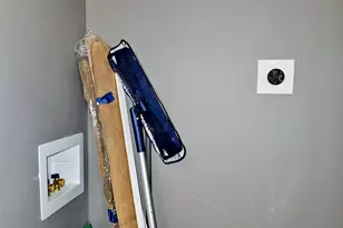 205 W 1st St, Ludington, MI 49431 - Photo 25