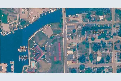 205 W 1st Street, Ludington, MI 49431 - Photo 33