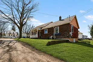 205 W 1st St, Ludington, MI 49431 - Photo 1