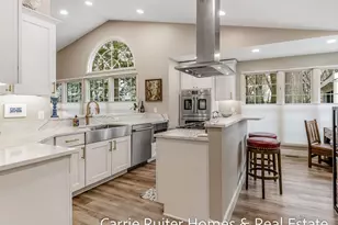 16919 Landing Ln, Spring Lake, MI 49456 - Photo 9