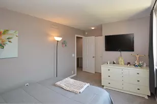 230 Falkirk Ct, Kalamazoo, MI 49006 - Photo 13