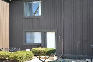 230 Falkirk Ct, Kalamazoo, MI 49006 - Photo 3