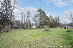 910 N Washington Ave, Battle Creek, MI 49037 - Photo 5