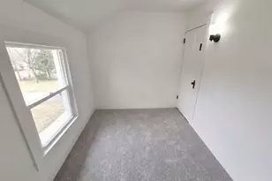 110 Hillsdale St, Hillsdale, MI 49242 - Photo 31