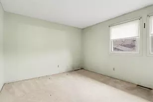 2535 Dover Ln, Saint Joseph, MI 49085 - Photo 9