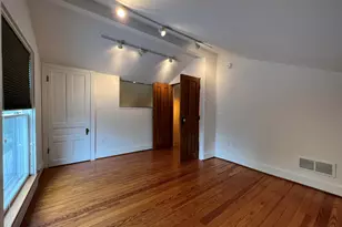 310 2nd St, Ann Arbor, MI 48103 - Photo 9