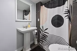 727 Emerald Ave NE, Grand Rapids, MI 49503 - Photo 13