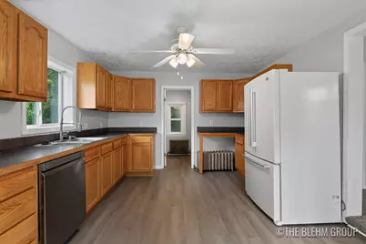 727 Emerald Avenue NE, Grand Rapids, MI 49503 - Photo 21