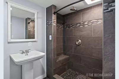 727 Emerald Avenue NE, Grand Rapids, MI 49503 - Photo 13