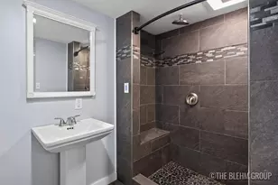 727 Emerald Ave NE, Grand Rapids, MI 49503 - Photo 13