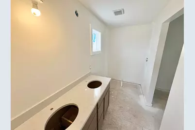 7070 Kettle Dale Avenue SE, Alto, MI 49302 - Photo 9