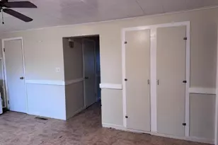 315 E Slosson Ave, Reed City, MI 49677 - Photo 27