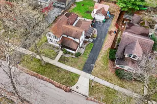 707 East St, Three Rivers, MI 49093 - Photo 5