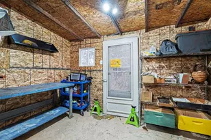 161 N Gardner Ave, Battle Creek, MI 49037 - Photo 5