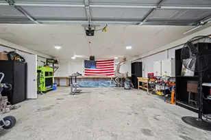 161 N Gardner Ave, Battle Creek, MI 49037 - Photo 3