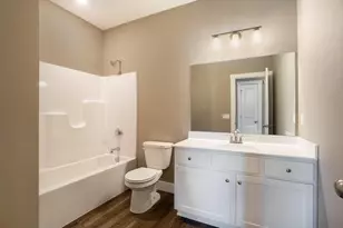 2450 Gray Wolf Wy, Muskegon, MI 49444 - Photo 13