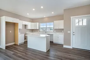 2450 Gray Wolf Wy, Muskegon, MI 49444 - Photo 5