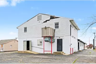 1015 E Napier Avenue, Benton Harbor, MI 49022 - Photo 13