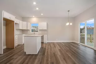 2486 Elk Ct, Muskegon, MI 49444 - Photo 7