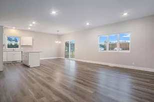 2486 Elk Ct, Muskegon, MI 49444 - Photo 9