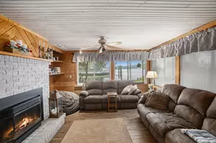 11422 Lakeshore Dr, Lakeview, MI 48850 - Photo 9