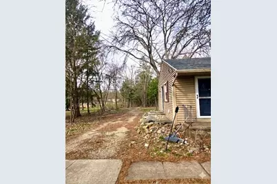 5573 Cade Street, Haslett, MI 48840 - Photo 3