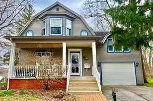 135 Budlong St, Hillsdale, MI 49242 - Photo 1