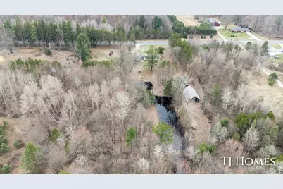 5818 E Sternberg Road, Fruitport, MI 49415 - Photo 33