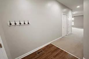 8248 Stamford Rd, Ypsilanti, MI 48198 - Photo 15