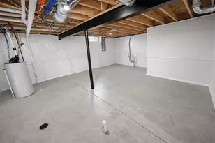 8248 Stamford Rd, Ypsilanti, MI 48198 - Photo 17