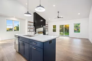 8060 Hunters Crossing, Kalamazoo, MI 49009 - Photo 7