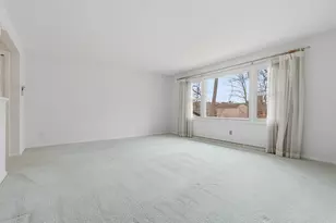 5880 Manorwood Dr, Kalamazoo, MI 49009 - Photo 7