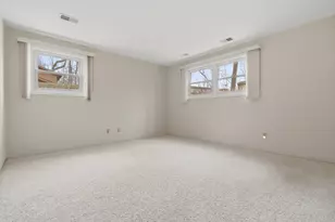 5880 Manorwood Dr, Kalamazoo, MI 49009 - Photo 31