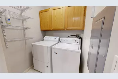 2718 S Knightsbridge Circle, Ann Arbor, MI 48105 - Photo 7