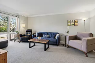 887 Greenhills Dr, Ann Arbor, MI 48105 - Photo 7