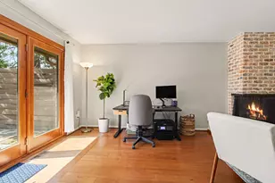 887 Greenhills Dr, Ann Arbor, MI 48105 - Photo 19