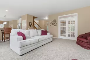 8149 Barony Point, Mattawan, MI 49071 - Photo 11