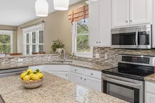 8149 Barony Point, Mattawan, MI 49071 - Photo 13
