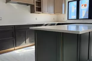 400 Sabine Dr, Muskegon, MI 49442 - Photo 13