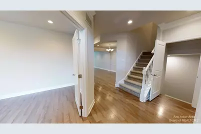3010 N Spurway Drive, Ann Arbor, MI 48105 - Photo 3